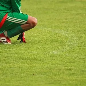 Jaké boty nosí a nosil uruguayský fotbalista Darwin Nunez?